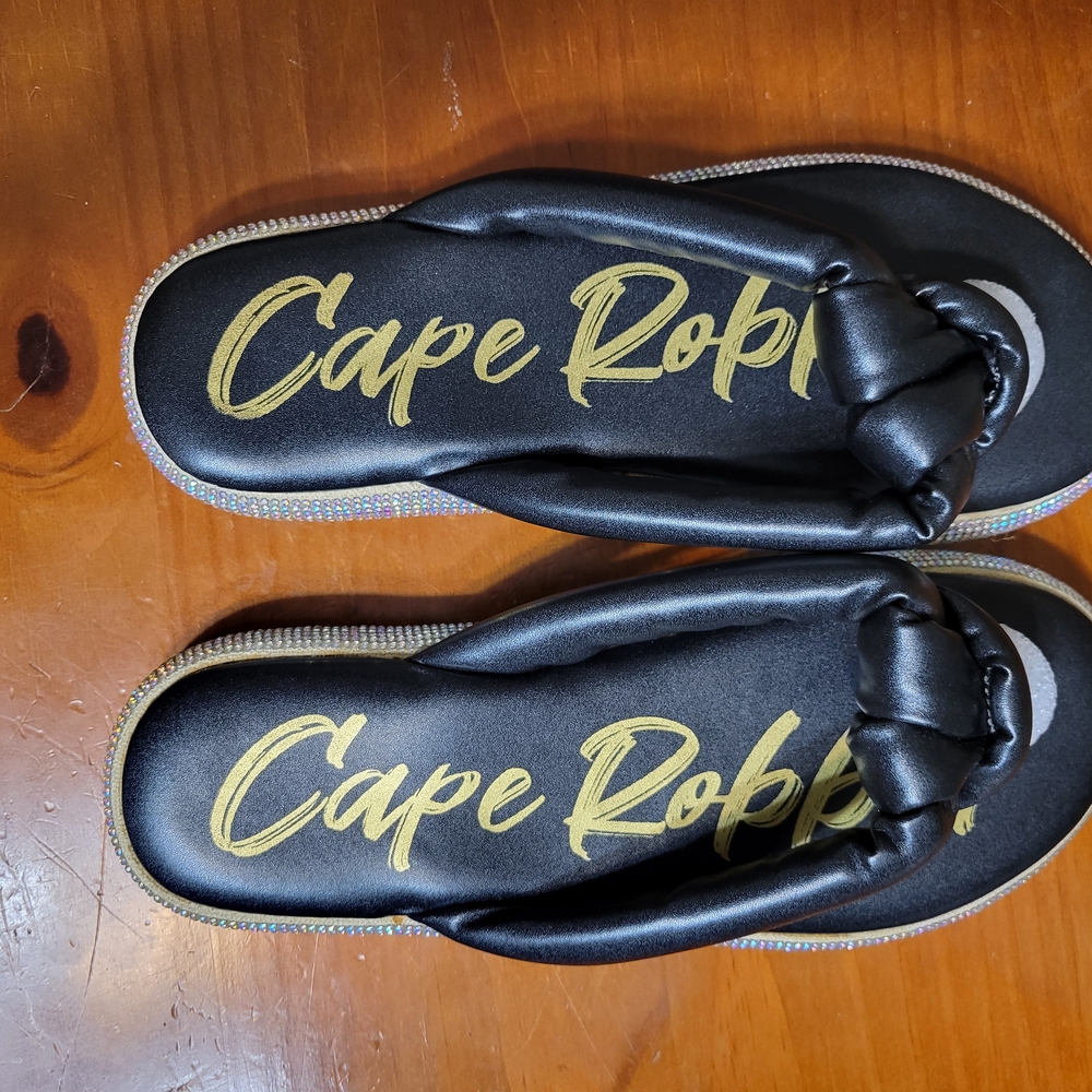 Cape Robbin Black Braided Toe-Post Sandals with Iridescent Trim - Picture 3 of 9